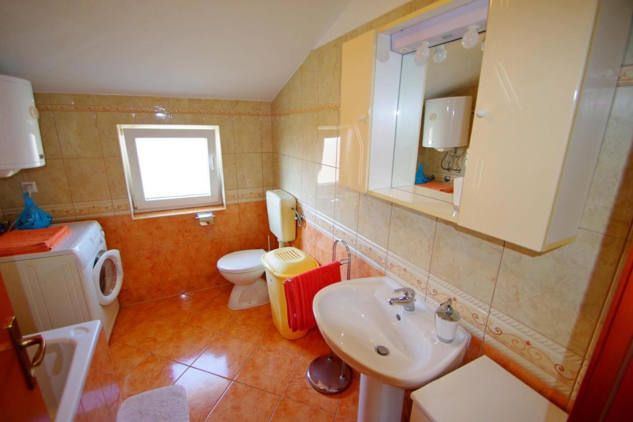 Holiday Apartment Sky, Медулин Экстерьер фото