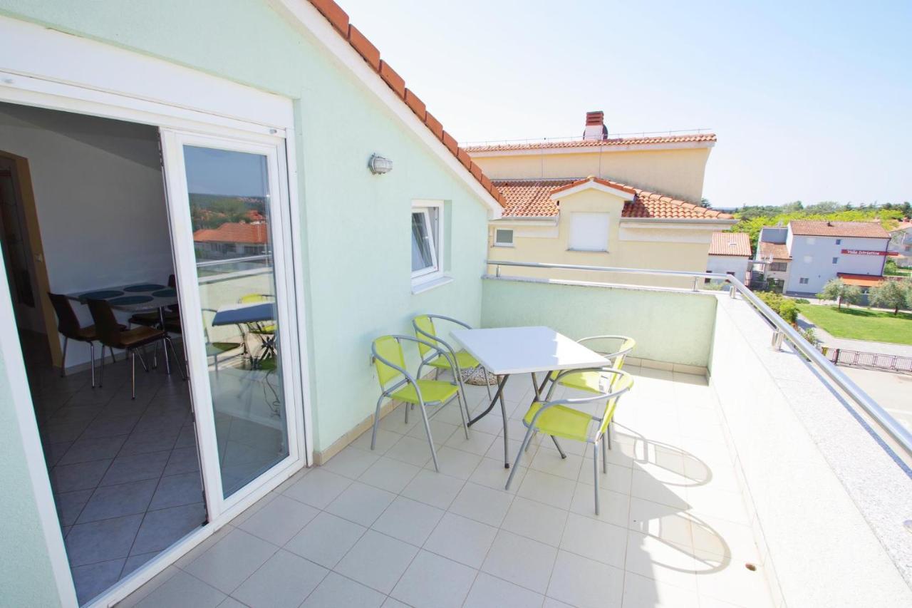 Holiday Apartment Sky, Медулин Экстерьер фото